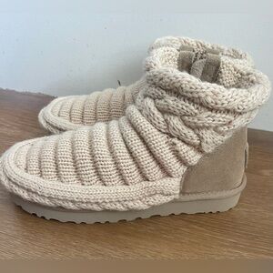 Classic Mini UGGplush Chunky Knit Bootie